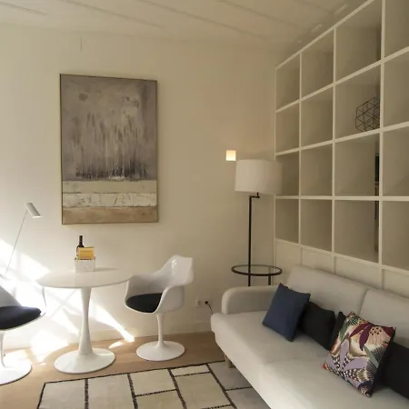 Chiado Bright Modern With Ac Elevator Апартаменты