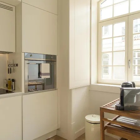 Chiado Bright Modern With Ac Elevator Апартаменти *